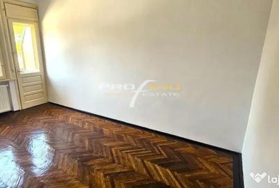 Apartament cu 6 camere decomandat în Central - 13