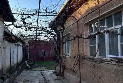 Casă cu Teren 601 Mp în Central - 3