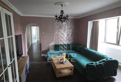 Apartament cu 3 camere semidecomandat în Circumvalațiunii