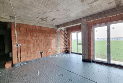 Apartament cu 2 camere semidecomandat în Sânandrei - 1
