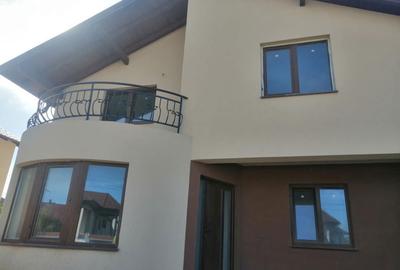 Casă cu 4 camere în Agigea - 3