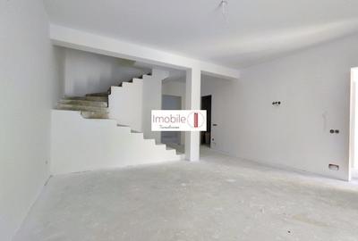 Duplex cu 4 camere cu Canalizare în Florești - 7