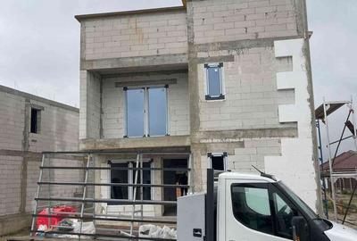 Casă cu 4 camere în Central - 3