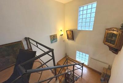 Casă individuală cu 5 camere cu Canalizare în Central - 8