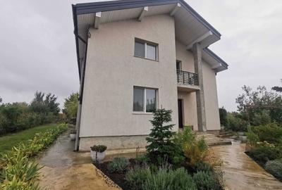 Casă cu 4 camere în Aroneanu - 7