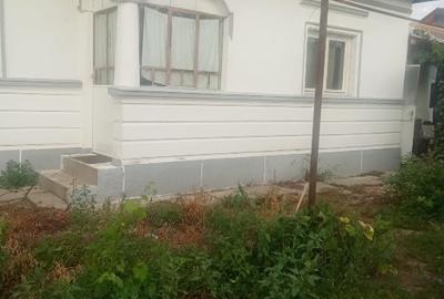 Casa la curte in Bolintin Deal - 2