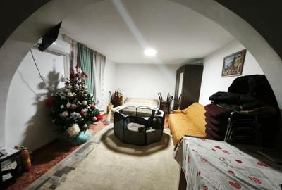 Casa 3 camere, 80mp, Siret - 1