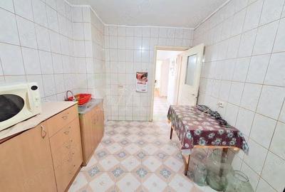 Apartament 3 decomandate, 2 bai, zona Narcisa - 2