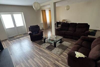 Casă cu 4 camere cu Teren 8300 Mp în Gălbinași - 12