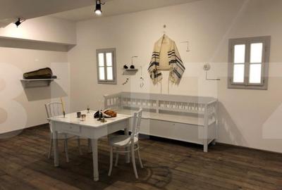 Showroom elegant la mezaninul unei cladiri mixte, zona Cipar - 2