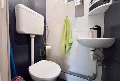 Apartament decomandat cu 3 camere, etaj 1 | Piata Doina - 9