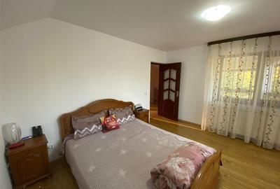CASA DE VANZARE ZONA MONTANA - 18