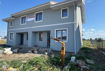 Casă individuală cu 4 camere cu Teren 335 Mp în Săcălaz - 2