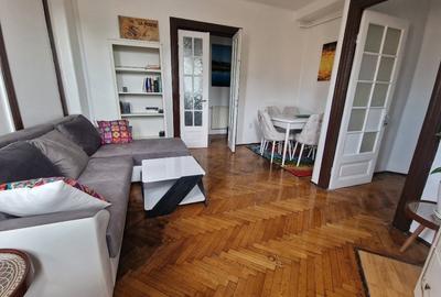 Apartament cu 5 camere semidecomandat în Unirii - 9