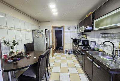 Apartament 4 camere Ultracentral Pitesti - 10