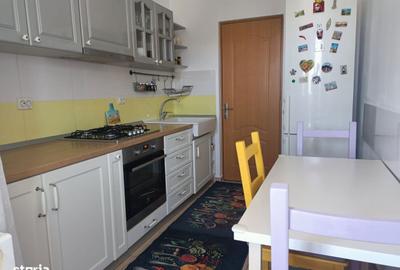 Apartament cu 3 camere decomandat în Central - 3