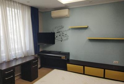 Apartament cu 3 camere decomandat, mobilat în Central - 14