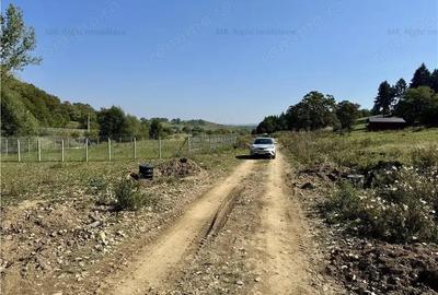 Teren de 660 mp, în Măieruș - 3