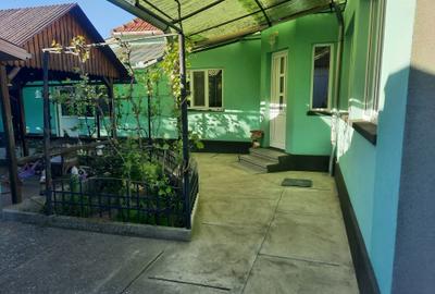 Casă cu 4 camere în Central - 6