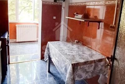 Apartament 2 camere decomandat, etaj 2, Micro 16 zona lini?tita, semimobilat - 5