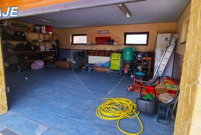 Eleganță și confort într-o casă cu personalitate - 24