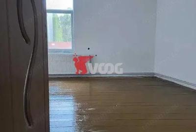 Casă cu 4 camere în Bălcescu - 2