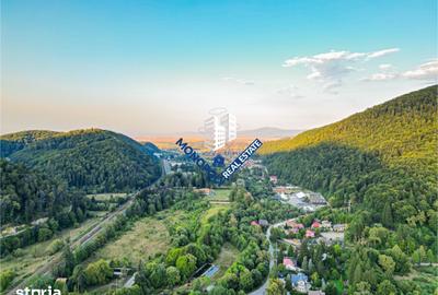 Teren de 7000 mp, în Central - 9