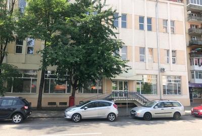 SPATIU COMERCIAL CU DESCHIDERE 30 ML LA BULEVARDUL REVOLUTIEI - 8