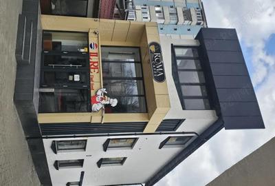 Spațiu comercial, de 400 mp, în Central - 7