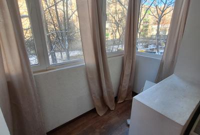 Apartament cu 3 camere semidecomandat în Dacia - 4