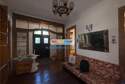 Casă cu 7 camere cu Garaj în Băneasa - 3