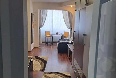 Garsoniera de inchiriat , Burdea etaj 5 din 10 , pusa la punct , 250 euro pe luna . - 10