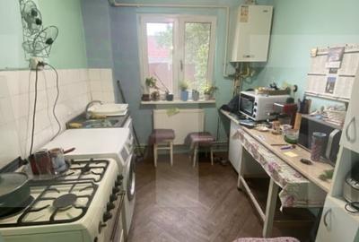 Apartament cu 4 camere de vanzare, ideal pentru familii, zona Simeria - 2