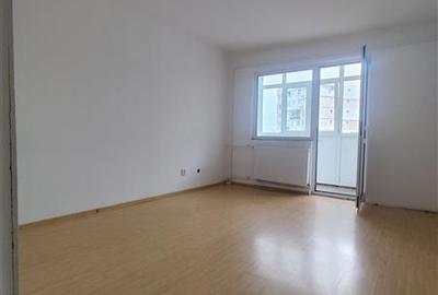 Apartament cu 2 camere decomandat în Mărășești
