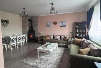 Casă cu 7 camere cu Teren 2000 Mp în Rădăuți - 4