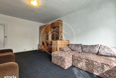 Apartament cu 3 camere decomandat în Decebal - 2