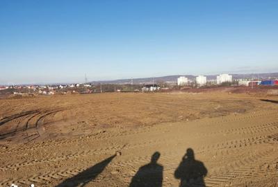Teren de 2500 mp, în Central - 2