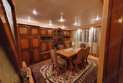 Apartament cu 2 camere decomandat în Cetate