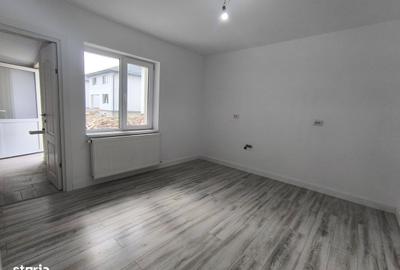 Casă cu 3 camere cu Teren 358 Mp în Săbăreni - 4