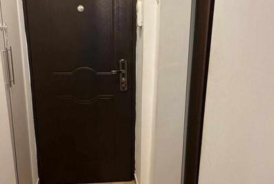 MALU ROSU garsoniera mobilata 1/4 la 280 euro/luna - 9