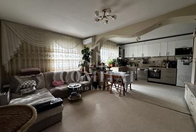 Apartament cu 3 camere semidecomandat, mobilat în Florești - 1