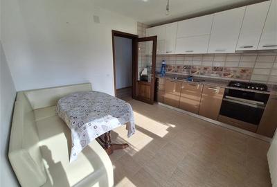 Casă individuală cu 4 camere cu Teren 1000 Mp în 9 Mai - 7