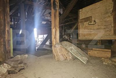 Casă cu 5 camere cu Teren 1850 Mp în Central