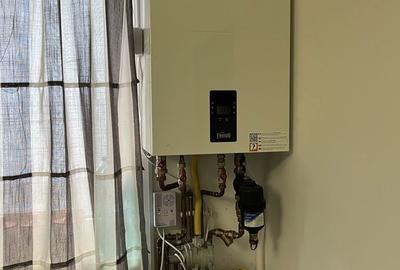 Apartament cu 3 camere în Poiana - 1