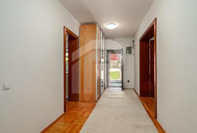 Vila de vanzare in Busteni – 8 dormitoare, vedere directa spre Crucea Caraiman! - 15