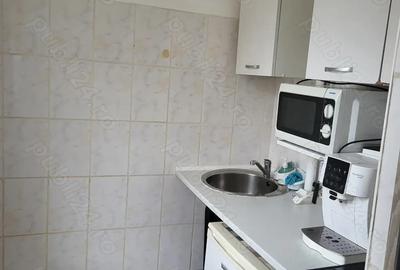 Inchiriez garsoniera - 1