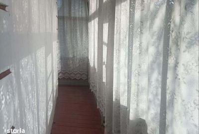 Casă cu 2 camere cu Teren 1000 Mp în Mărăței - 1