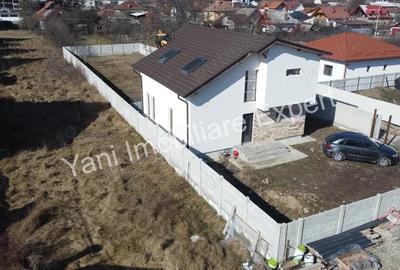 Casă cu 4 camere în Central - 4