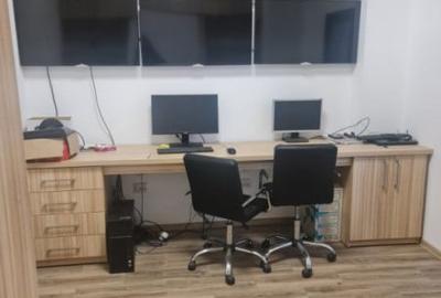Spațiu comercial, de 133 mp, în Central - 6