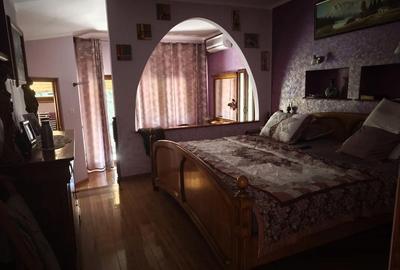Casă cu Teren 632 Mp în Central - 5